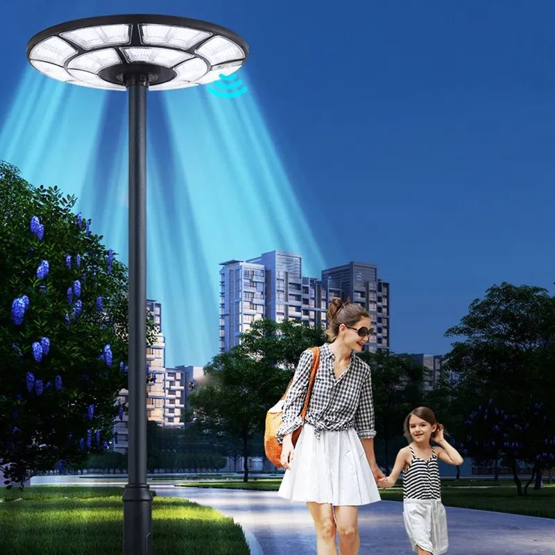 Lampada solare a LED a induzione a forma di UFO da esterno intelligente per energia elettrica da 1000 W